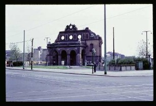 Ruine Anhalter Bhf. 7.5.64.