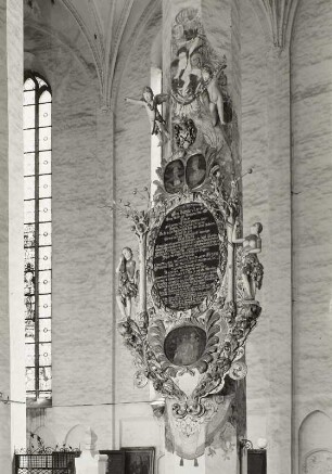 Epitaph für Balthasar Adami und seine Frau (beide 1697 gestorben)