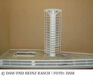 Sparkasse Wuppertal, 16-geschossiges Hängehaus (Wettbewerb) - Modell des Gesamtgebäudes