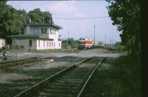 Neugarten Lok 219 169 RE B-RN Empfangsgebäude Stw Bahnsteig
