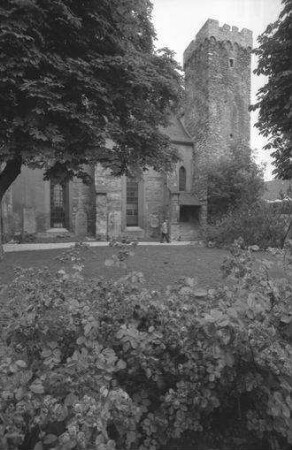 Marktredwitz: alter Turm neben Kirche [St. Bartholomäus]