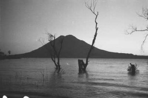 Der Atitlán-See (Lateinamerika-Aufenthalte 1934/1942 – 4. Reise von Bogota nach Mexiko-City 1937)