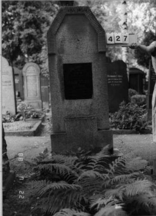 Grabstein 427