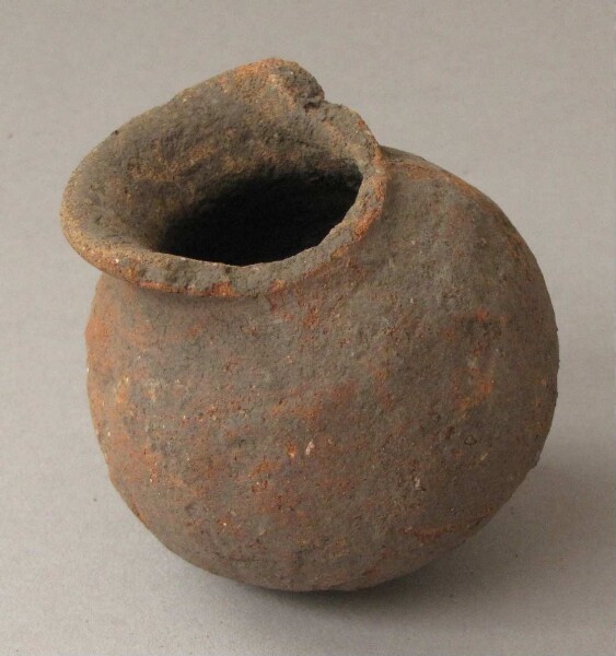 Clay vessel