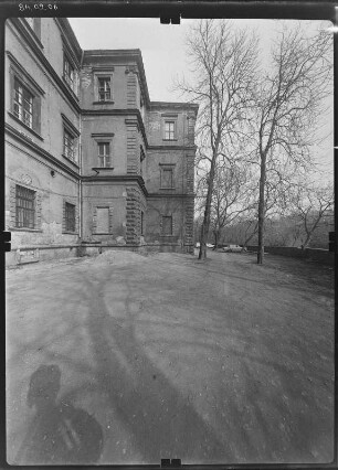 Weißenfels. Schloß Neu-Augustusburg (Baubeginn 1661; J. M. Richter). Außenansicht