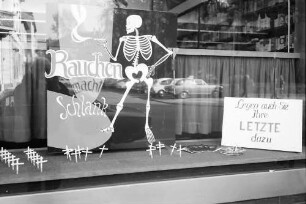 Offenburg: Anti-Raucher-Schaufenster in Offenburg