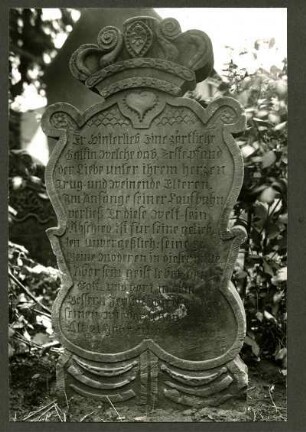 alter Friedhof. Grabstein, Anf. 19. Jh.
