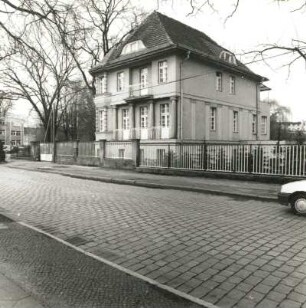 Cottbus, Inselstraße 9. Villa (Kinderkrippe "Mitte"; Anfang 20. Jh.)