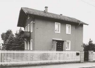 Radebeul, Bennostraße 24. Wohnhaus (um 1890)