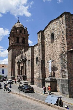 Cusco - Kirche Santo Domingo : Aussenansicht der Kirche Santo Domingo. Aufgenommen am 29. August 2011 in der einstigen Inka-Hauptstadt Cusco