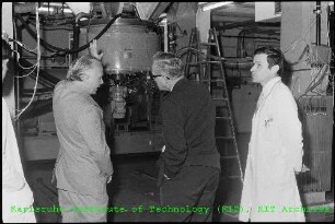 Besuch von Dr. Sigvard Arne Eklund (Generaldirektor der International Atomic Energy Agency (IAEA)) am Kernforschungszentrum Karlsruhe (KfK)