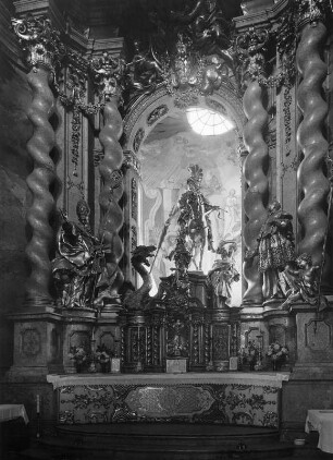 Hochaltar : Hochaltar. Marmor, Stuckmarmor, gefasst (Gold und Silber) (1721/1729; C. D. Asam, E. Q. Asam). Weltenburg, Klosterkirche Sankt Georg und Martin
