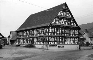 Steinach: Fachwerkgasthof "Adler"