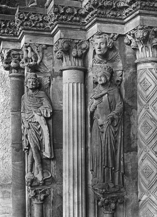 Freiberg (Sachsen), St. Marien, Goldene Pforte, linkes Gewände, Daniel und die Königin von Saba