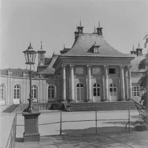Pillnitz : Dresden-Pillnitz. Schloss Pillnitz. Neues Palais, Süd-West-Ansicht