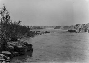Wasserfall des Rio Grande : Der "Salto dos Patos" des Rio Grande bei Icém.