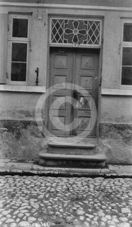 Portal eines Wohnhauses in Goldingen
