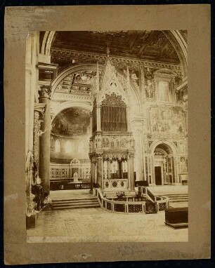 San Giovanni in Laterano, Rom: Blick auf den Chor mit dem Ziborium