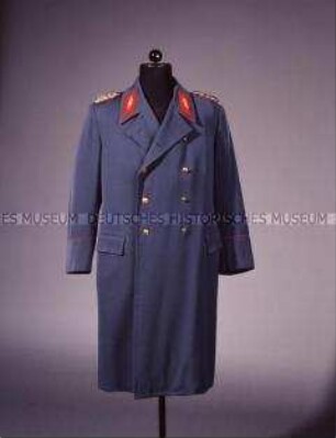 Mantel für Generäle der Kasernierten Volkspolizei (KVP), getragen von Generalmajor Dr. Korfes, DDR
