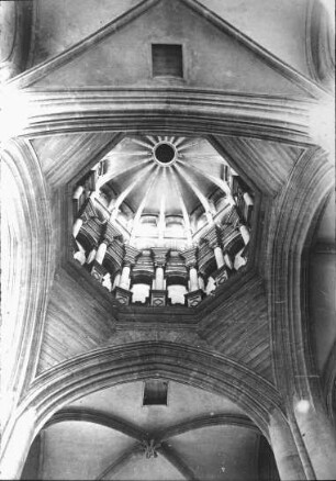 Coutances (Manche), Kathedrale, Vierungskuppel