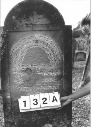 Grabstein 132A