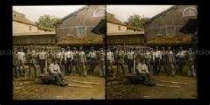 Soldaten und Arbeiter an der Maasmühle, Stenay