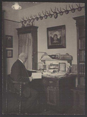 Dyck, Walther von
