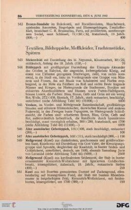 Textilien, Bildteppiche, Meßkleider, Trachtenstücke, Spitzen (Nr. 543-579)