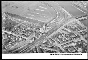 Dresden, Blick gegen Ostragehege mit Zigarettenfabrik Yenidze, Luftbild