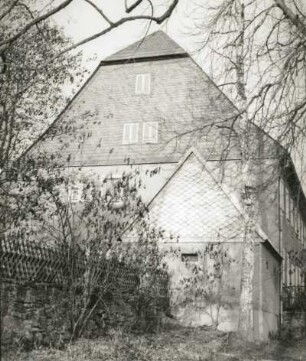Dörnthal (Pfaffroda-Dörnthal), Hauptstraße 167 (Hof Nr. 74). Pfarramt (1746). Giebelansicht mit Anbau
