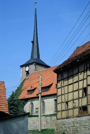 Blick durch die Rittergasse zur Kirche