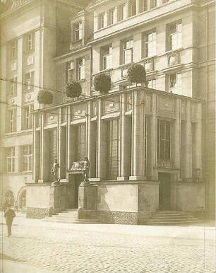 Billing, Hermann; Kiel (Schleswig-Holstein); Rathaus - Eingang