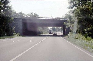 L113 von Osten: Brücke von Osten