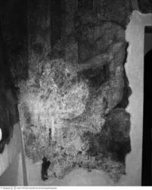 Reste einer Freskendekoration mit mythologischen und allegorischen Darstellungen, Herkules fängt den Kretischen Stier ein