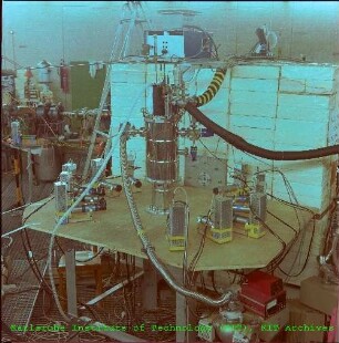 Experimenteller Aufbau einer Analysierstärkemessung für schwache Ströme am Institut für Kernphysik I (IK I)