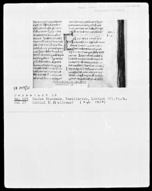 Paulus Diaconus, Homiliarium (Winterteil) und andere — Initiale E((x)ultemus), Folio 27recto