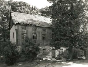 Goldbach-Weickersdorf, Dorfstraße 24. Vierseithof (1868), Wohnstallhaus