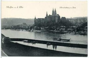 Meißen. Winterhafen,Blick auf Burgberg,Elbe mit Dampfer