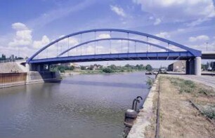 Hafenbrücke Riese