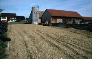 Fotografie: Ein- und Auslagerungstechnik, Flachsilo, Fahrsilo, Maissilage