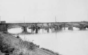 Eisenbahnbrücke Ladenburg 1946/Neckar