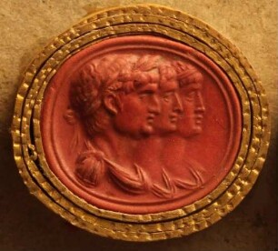 Augustus, Livia und Caput Senatus