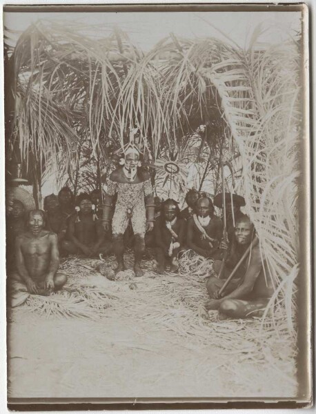 Kayapó decorated for dancing in the festival hut