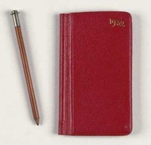 Französischer Taschenkalender für das Jahr 1932. Handschriftliche Eintragungen zu Terminen, Adressen und Notizen
