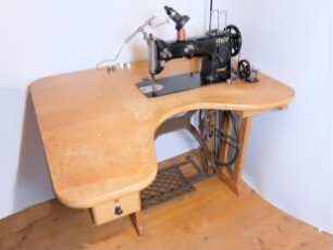 Industrienähmaschine Pfaff 138 - 6 U