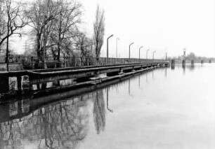 Alte Nordchleuse Herne-West vor der Aufhöhung im Jahr 1955/Rhein-Herne-Kanal