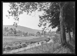 Blick von der Mühlenstraße Richtung Eisenbahnbrücke