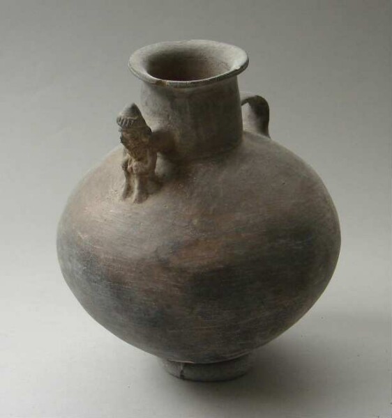 Clay vessel