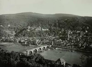 Heidelberg, Stadtansicht : Heidelberg. Blick auf die Stadt vom Philosophenweg aus gesehen