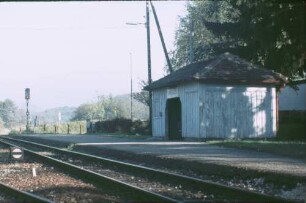 Eschenbach Wartehalle Bahnsteig BÜ-Signal
